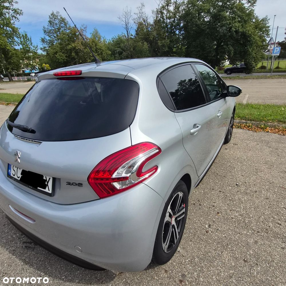 Peugeot 208 - 31