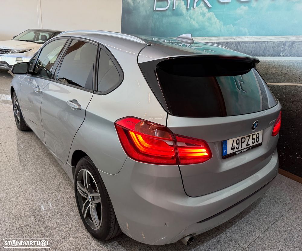 BMW 218 Active Tourer d Line Sport - 4