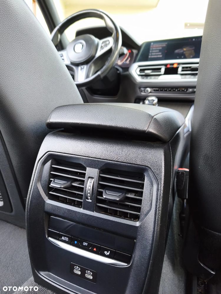 BMW Seria 3 - 26
