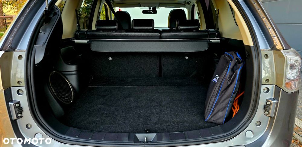 Mitsubishi Outlander 2.0 2WD CVT Invite - 13