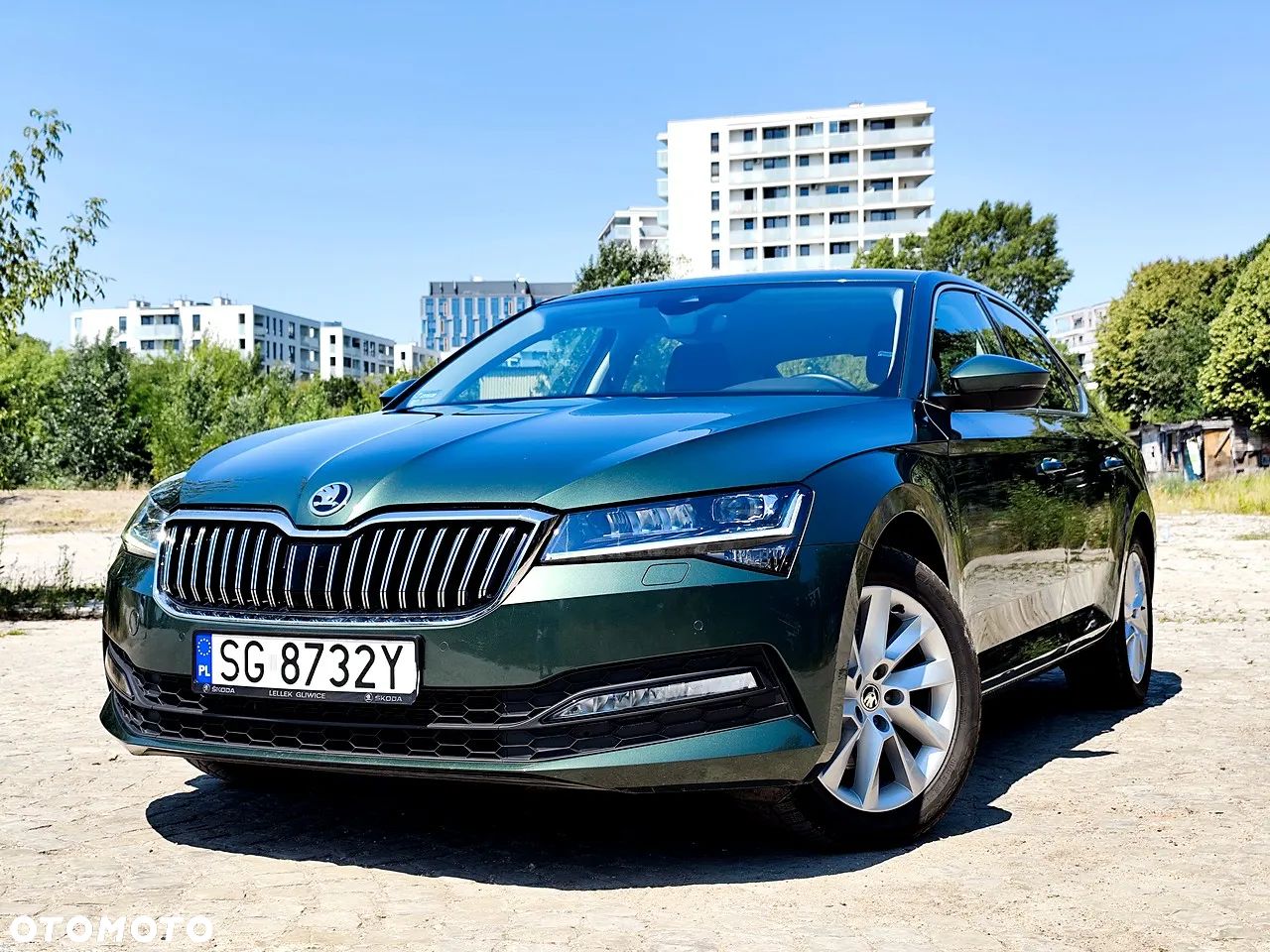 Skoda Superb 2.0 TDI SCR Style DSG - 1