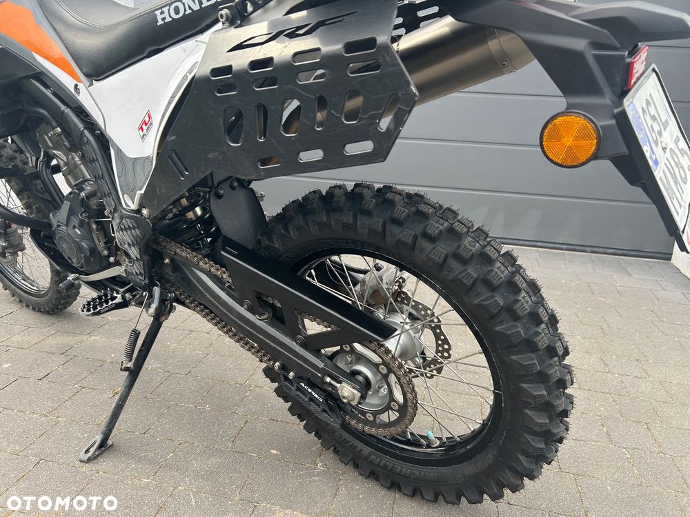 Honda CRF - 8