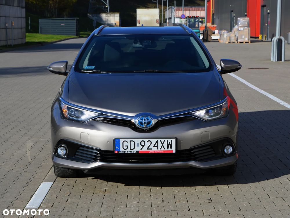 Toyota Auris 1.8 HSD Luna - 32