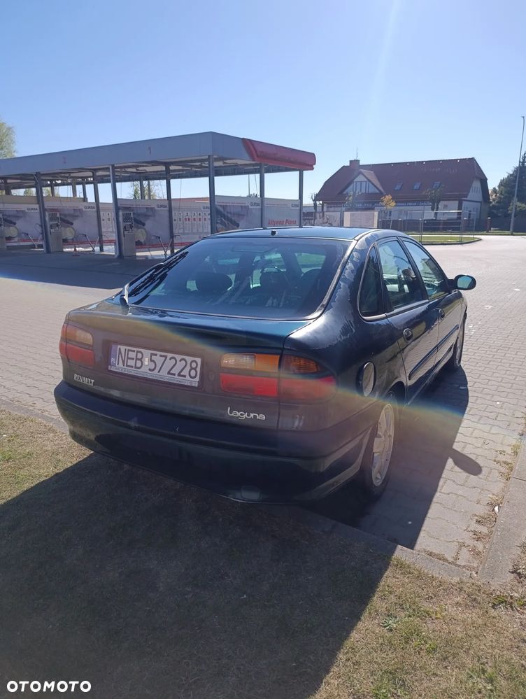 Renault Laguna - 8