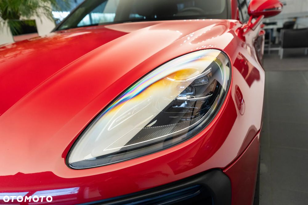 Porsche Macan Standard - 34