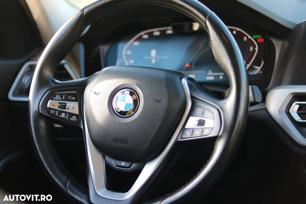 BMW Seria 3 320d AT MHEV - 20