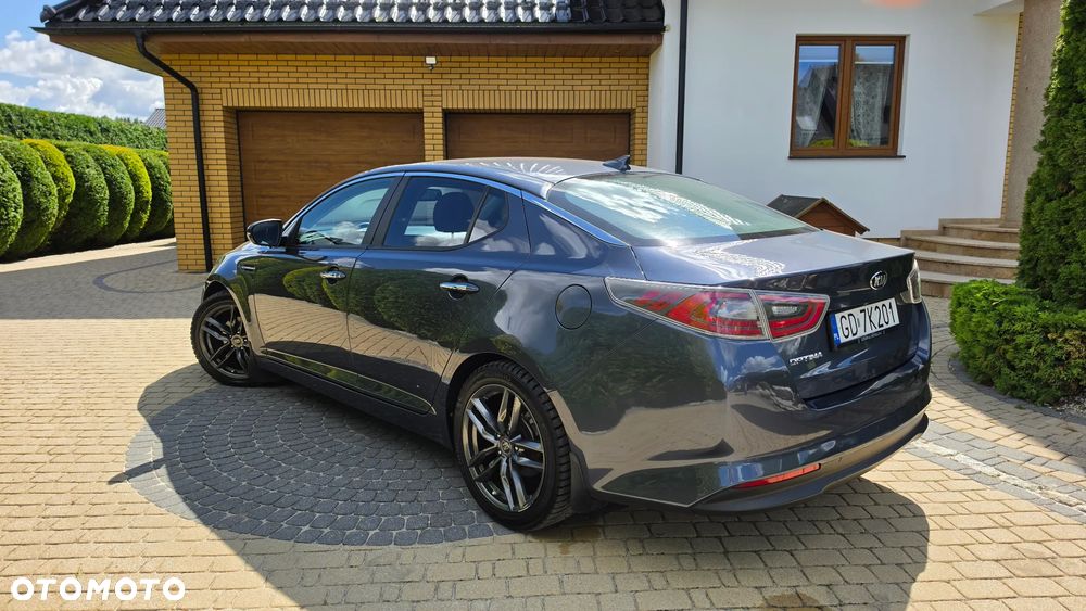 Kia Optima - 15