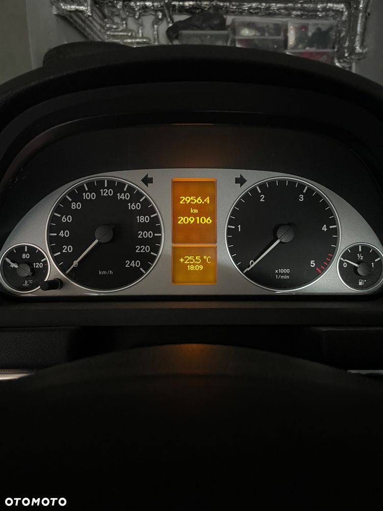 Mercedes-Benz Klasa B 180 CDI - 6