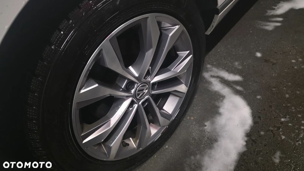 Volkswagen Passat - 9