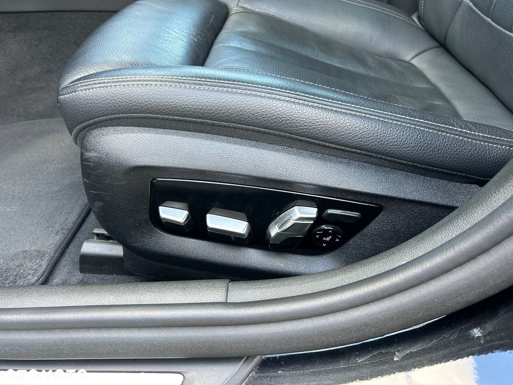 BMW Seria 5 520d Luxury Line - 19