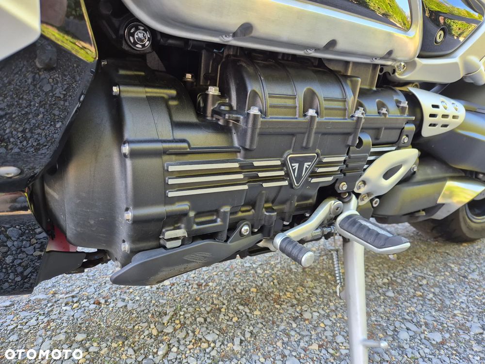 Triumph Rocket - 8