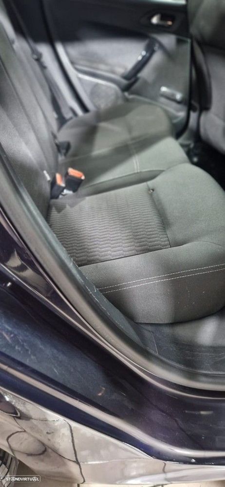 Peugeot 208 1.2 VTi SE Style - 8