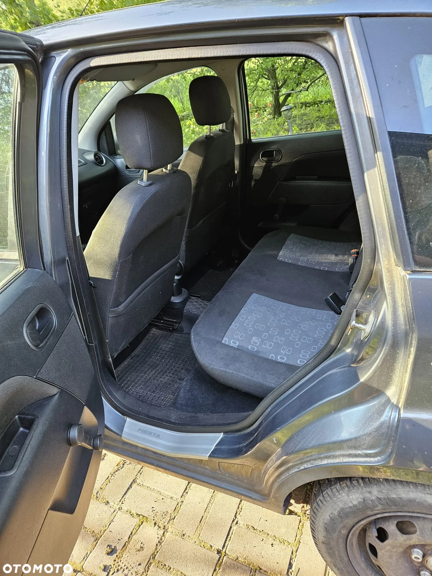 Ford Fiesta 1.25 Ambiente - 12