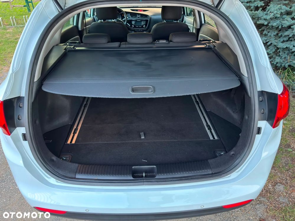 Kia Ceed - 8