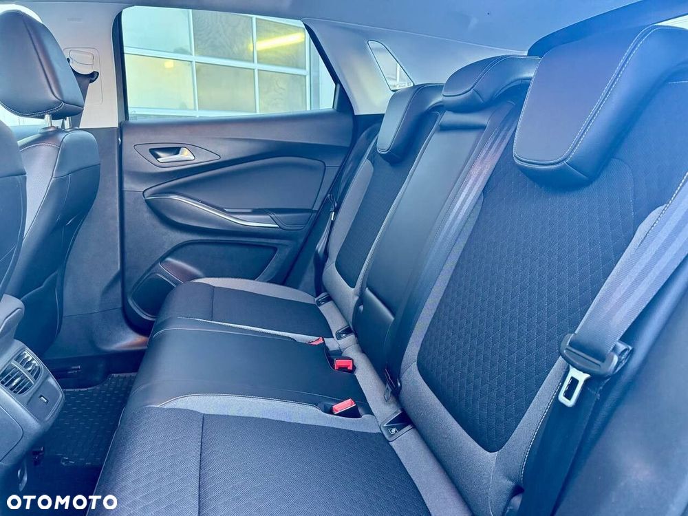 Opel Grandland X - 34