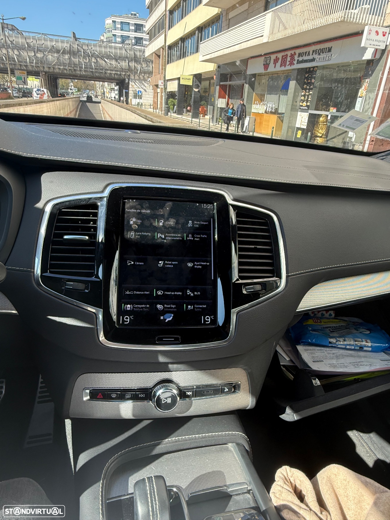 Volvo XC 90 2.0 T8 PHEV R-Design AWD - 3