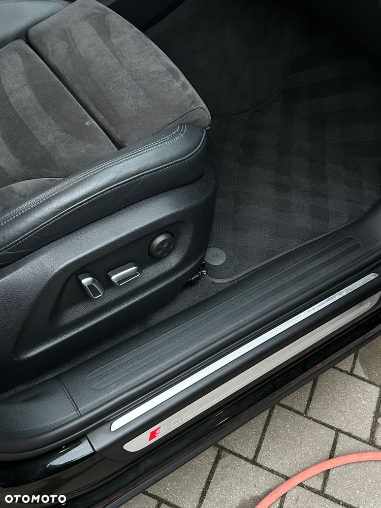 Audi SQ5 - 25
