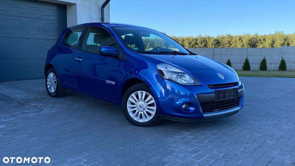 Renault Clio 1.2 16V 75 Expression - 1