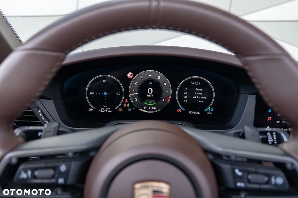 Porsche 911 - 26