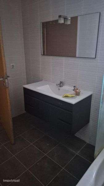 Apartamento T2 no Barreiro – Urb. Alto do Seixalinho - Grande imagem: 4/12