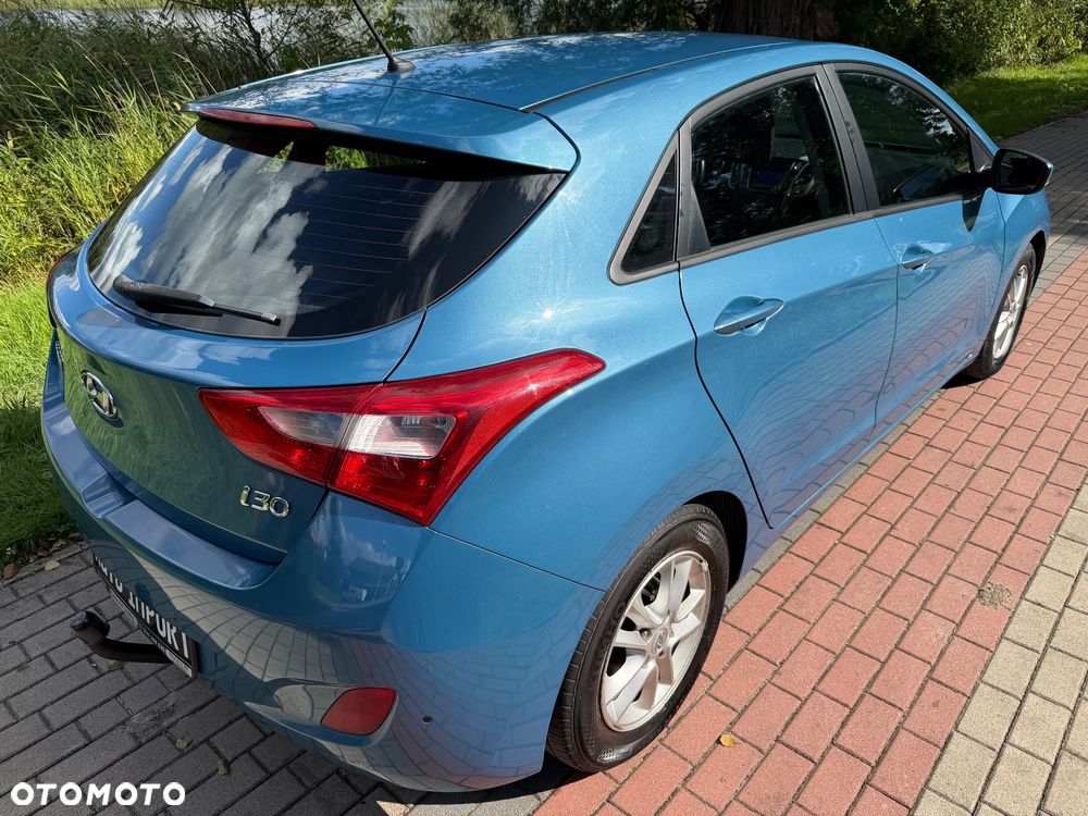Hyundai i30 blue 1.6 GDI Style - 25