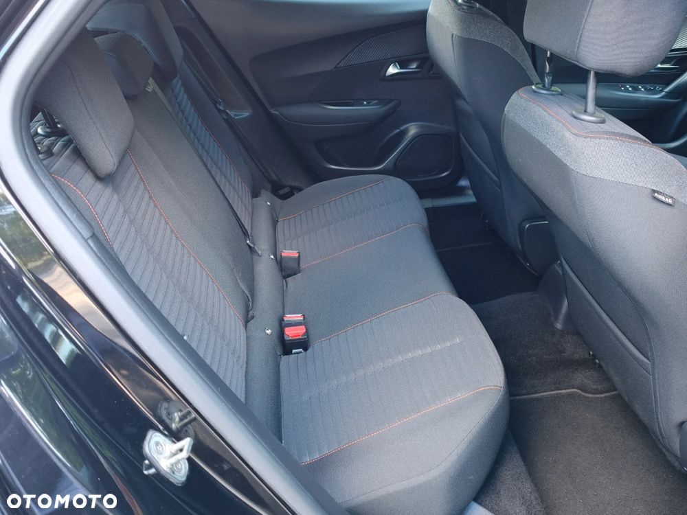 Peugeot 2008 BlueHDi 100 Allure - 27