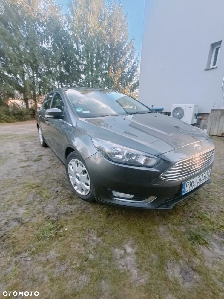 Ford Focus 1.6 SYNC Edition - 1