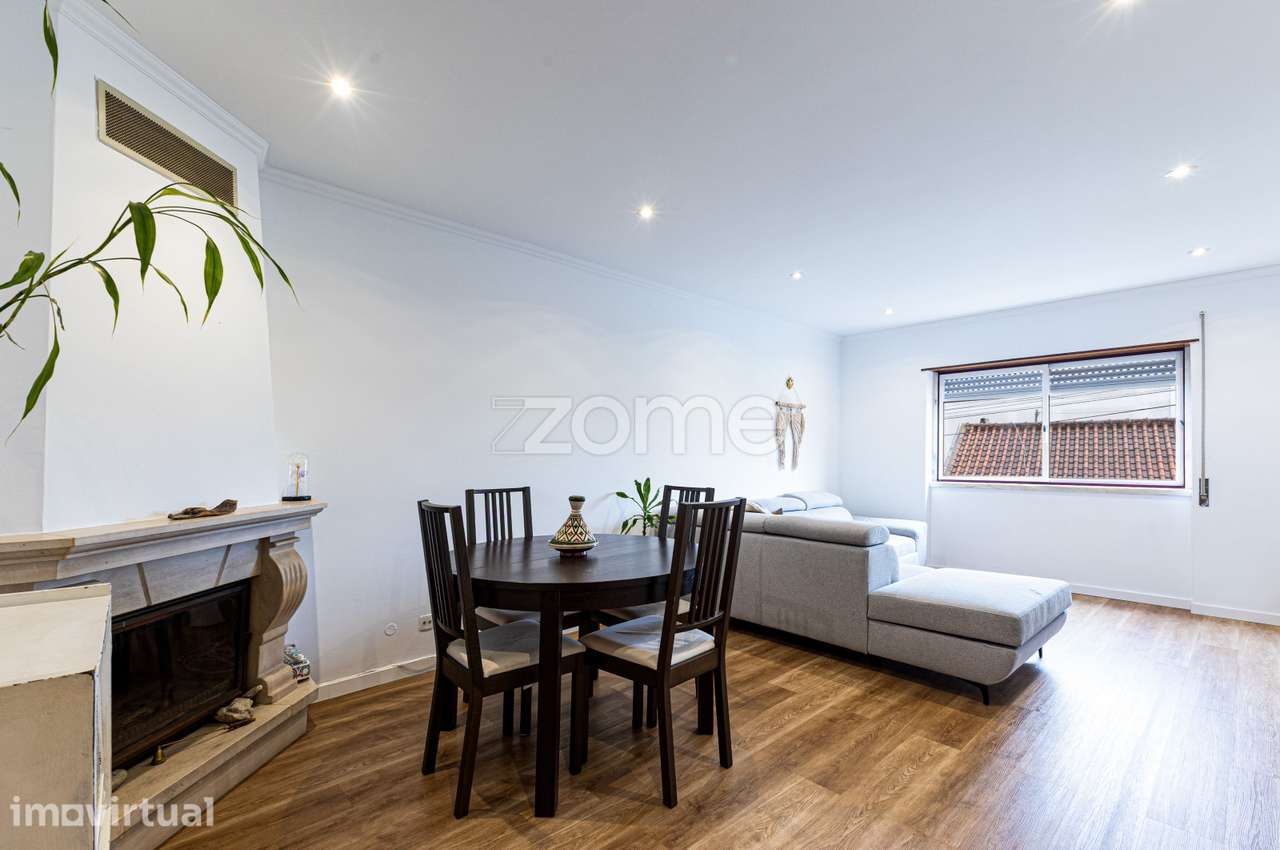 Apartamento T2, Mem Martins, com terraço, arrecadação e parqueament... - Grande imagem: 4/32
