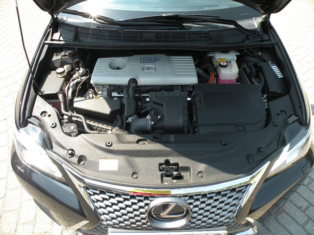 Lexus CT 200h Prestige - 10