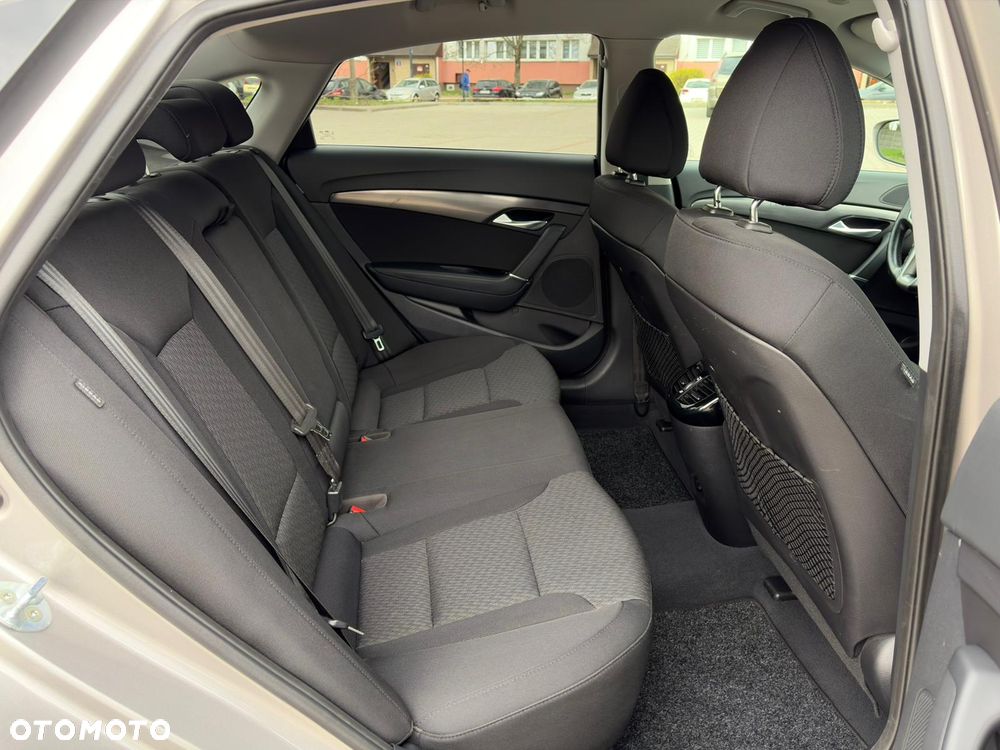 Hyundai i40 1.7 CRDi Business DCT - 16