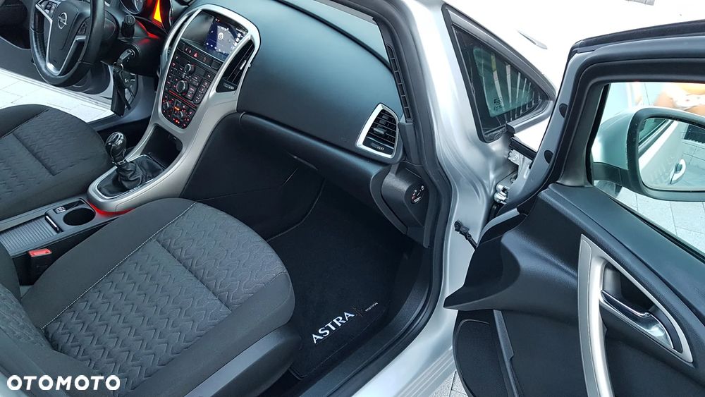 Opel Astra 1.4 T Edition 150 - 8