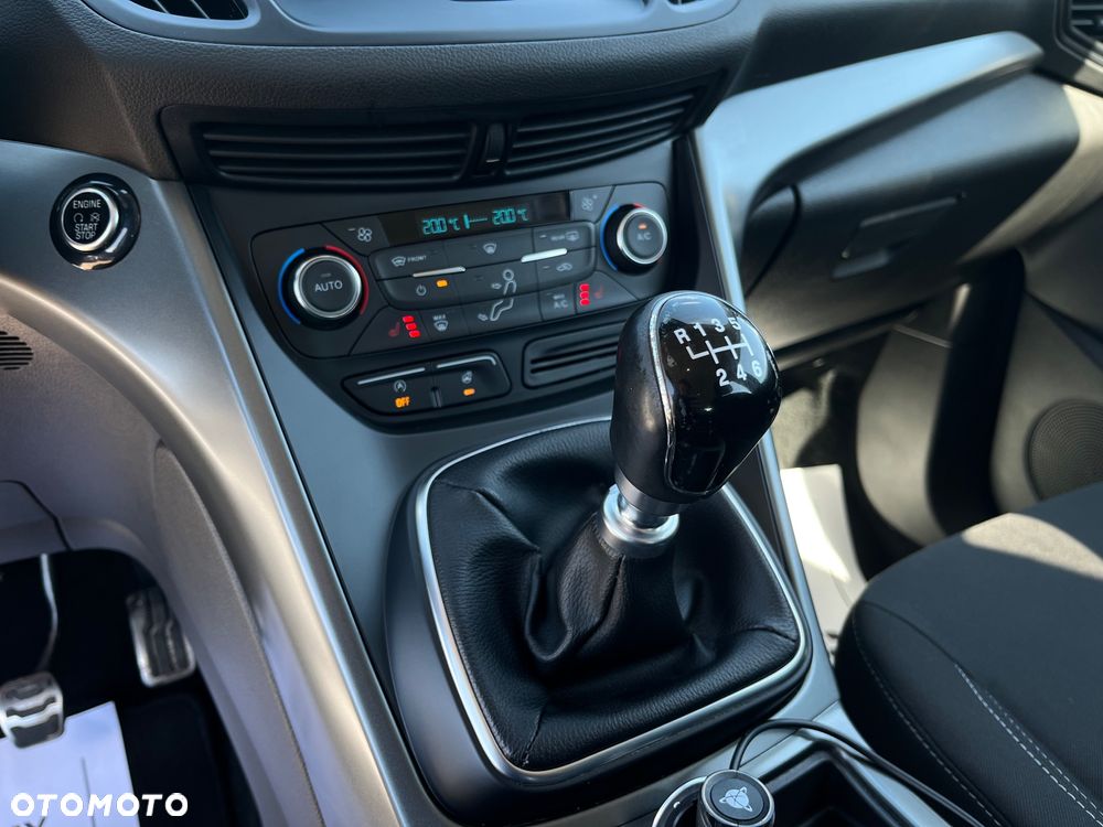 Ford Kuga 2.0 TDCi 4WD Titanium - 13