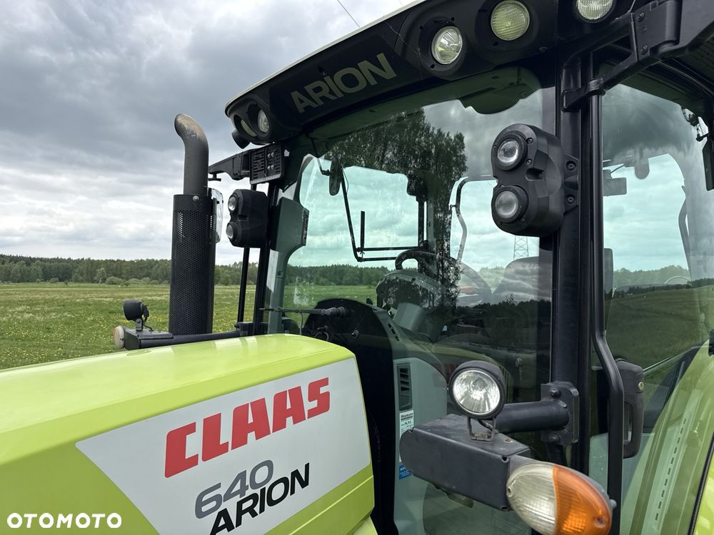 Claas ARION 640 - 7