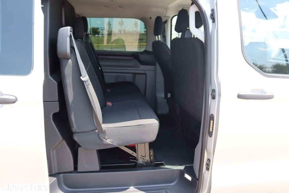 Ford Transit Custom - 13