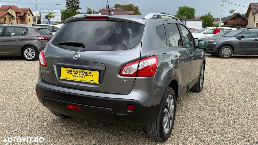 Nissan Qashqai 2.0 DCI 4 x 4 DPF Aut tekna - 15