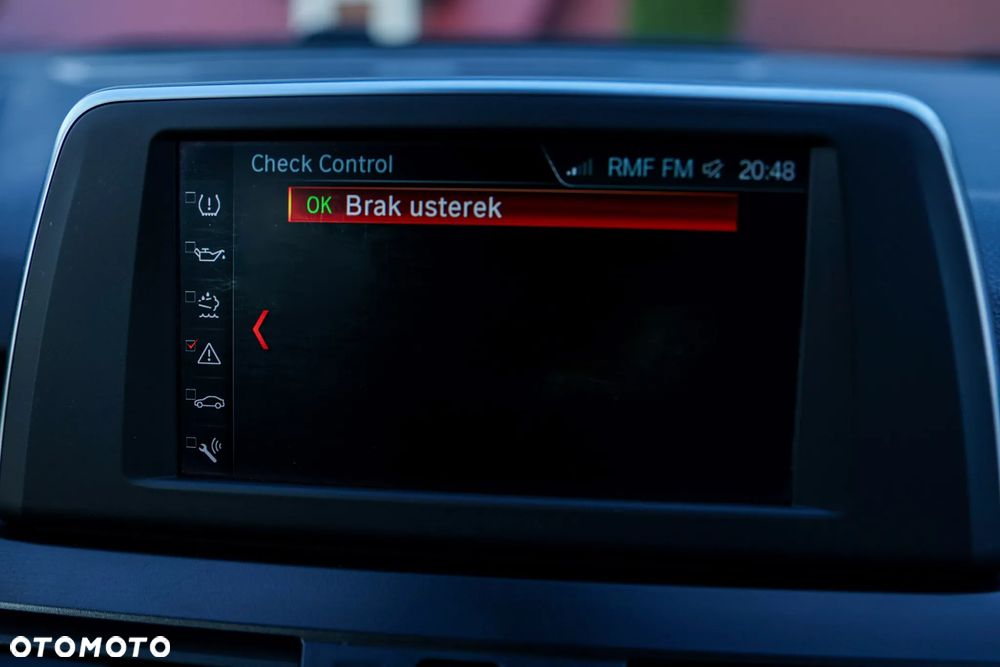 BMW Seria 2 218d - 39