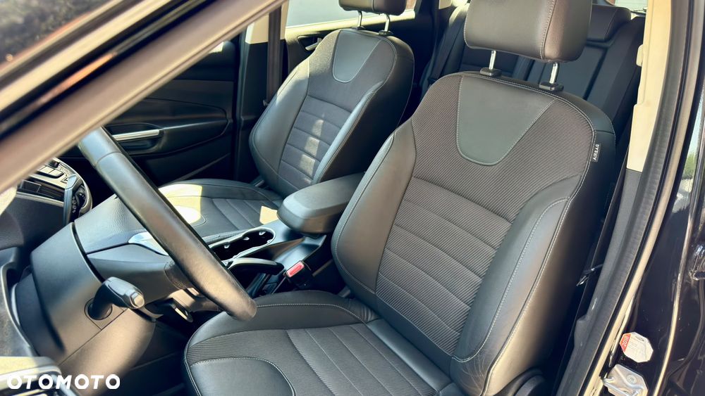 Ford Kuga 2.0 TDCi 4x4 Titanium - 9