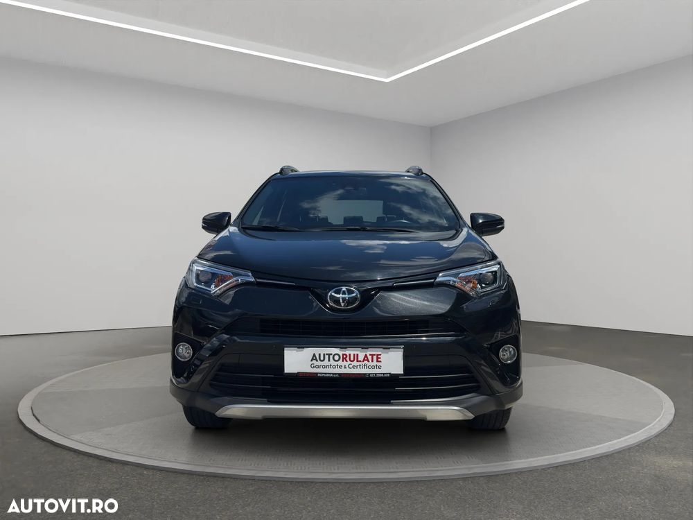 Toyota RAV4 - 5