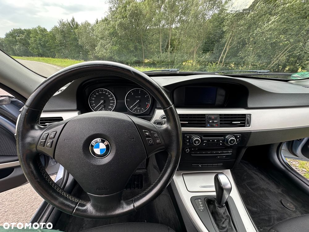 BMW Seria 3 - 22