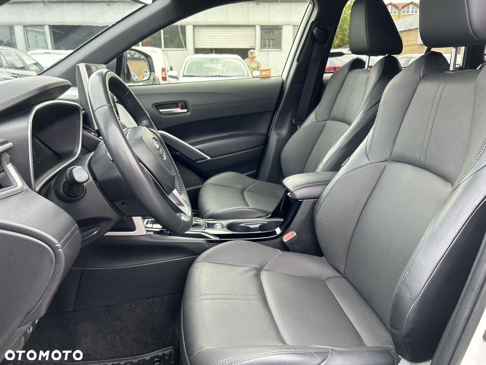 Toyota Corolla Cross 2.0 Hybrid Executive - 13