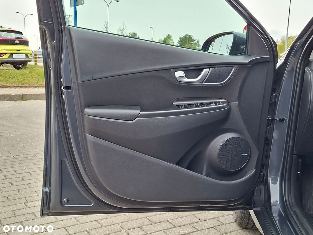 Hyundai Kona - 14