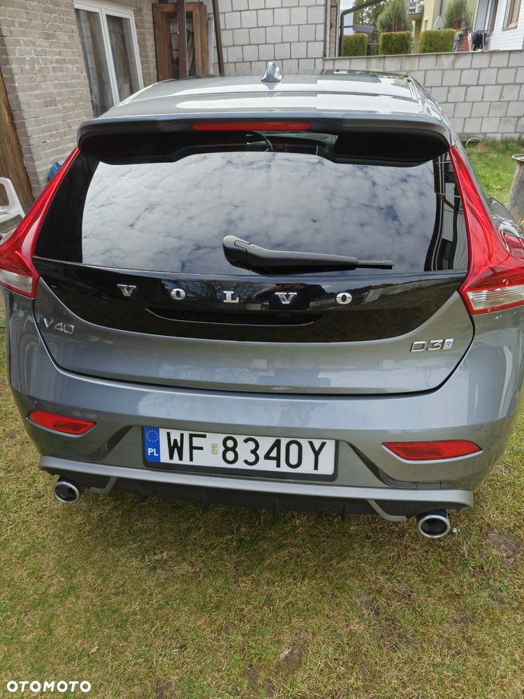 Volvo V40 - 9