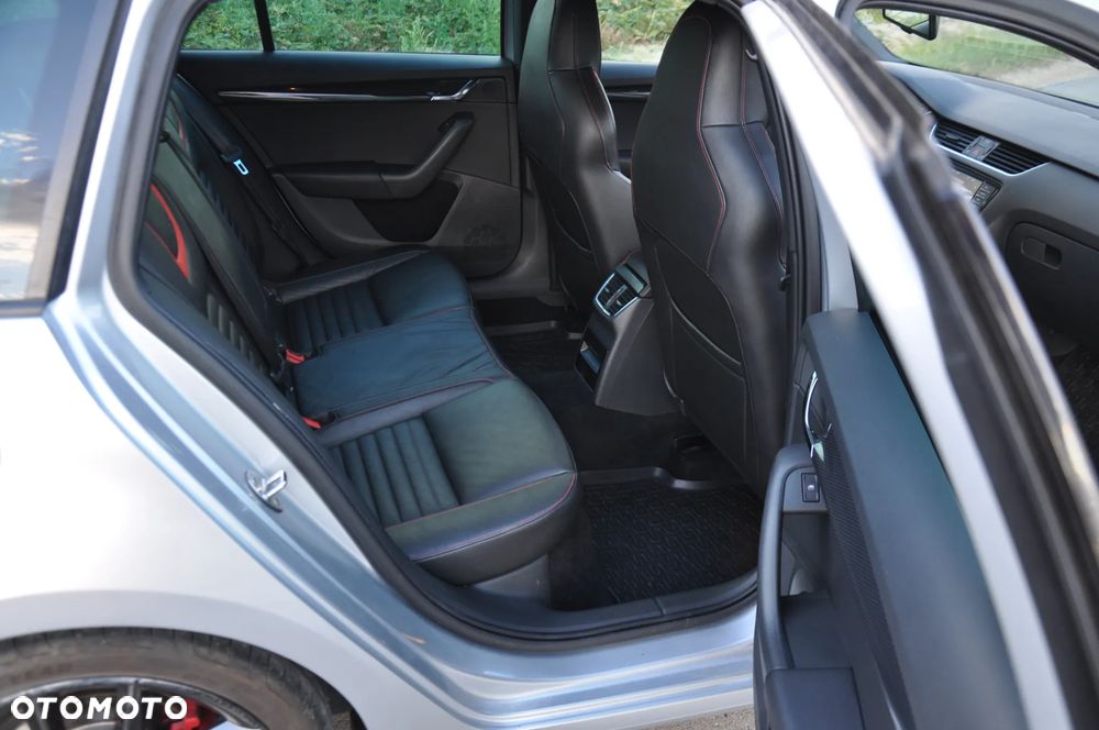 Skoda Octavia 2.0 TDI RS DSG EU6 - 9