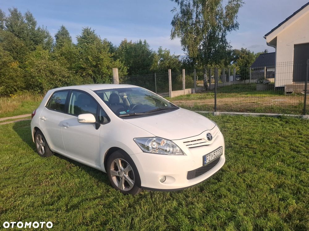 Toyota Auris 1.33 VVT-i Terra - 5