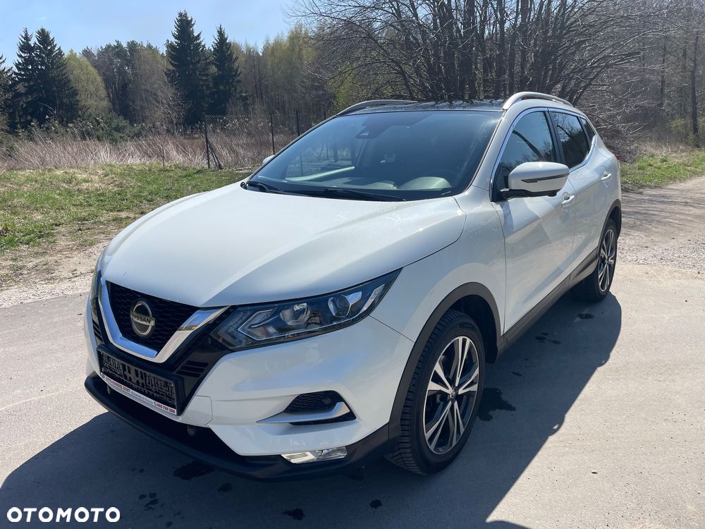 Nissan Qashqai 1.6 DIG-T N-Connecta - 2
