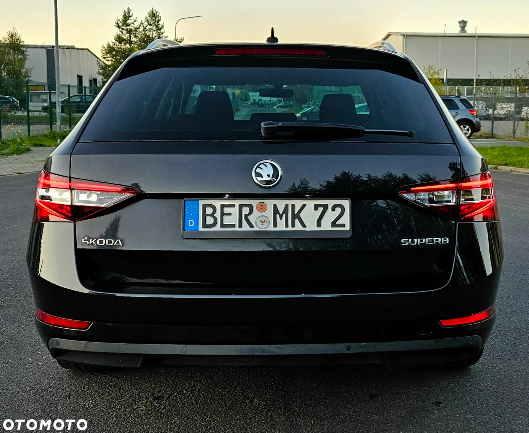 Skoda Superb Combi 2.0 TDI DSG Style - 6