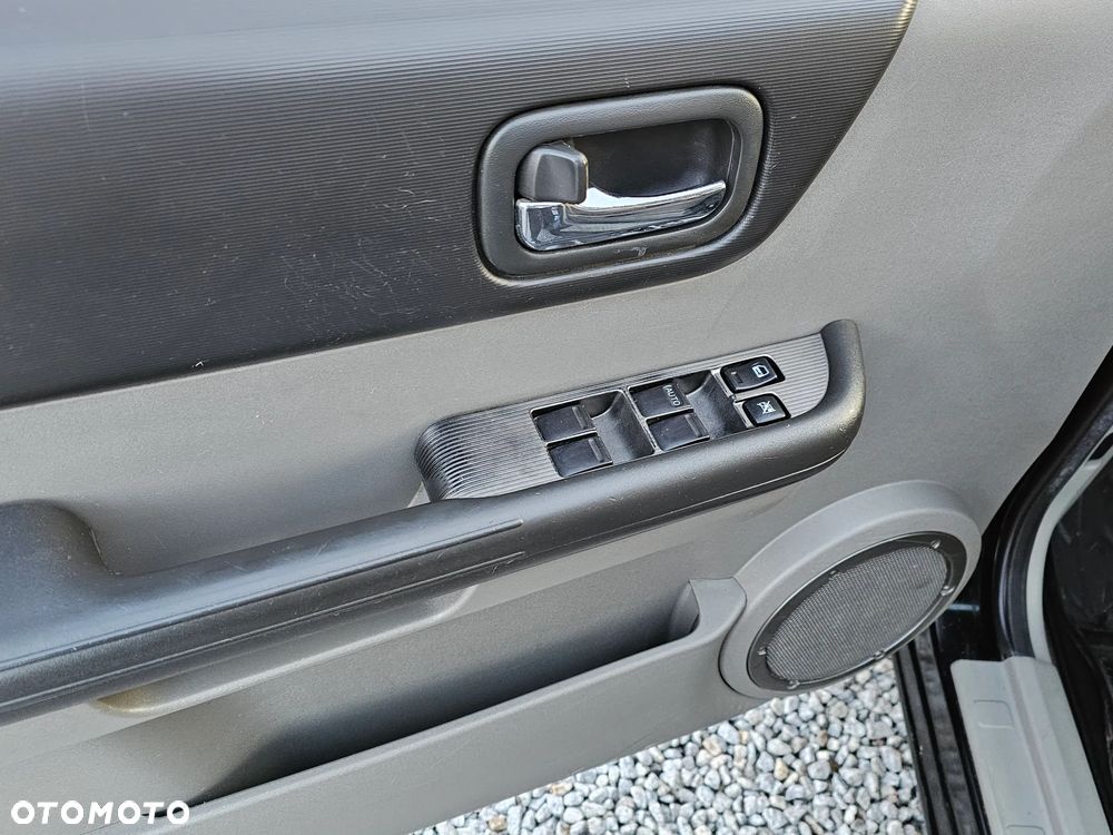 Nissan X-Trail 2.0 4x2 Comfort - 19