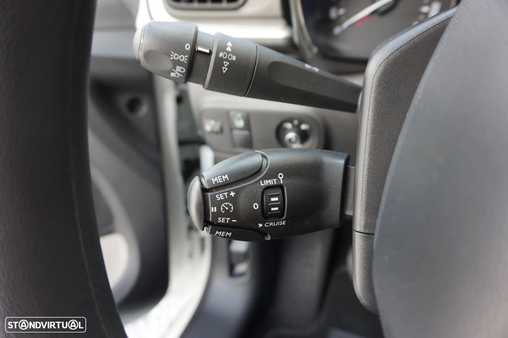 Citroën C3 1.2 PureTech Feel - 35