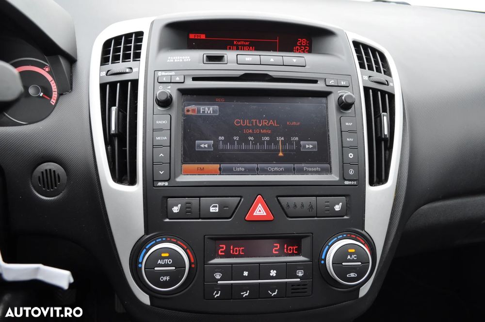 Kia Ceed Cee'd 1.6 GSL Best - 29
