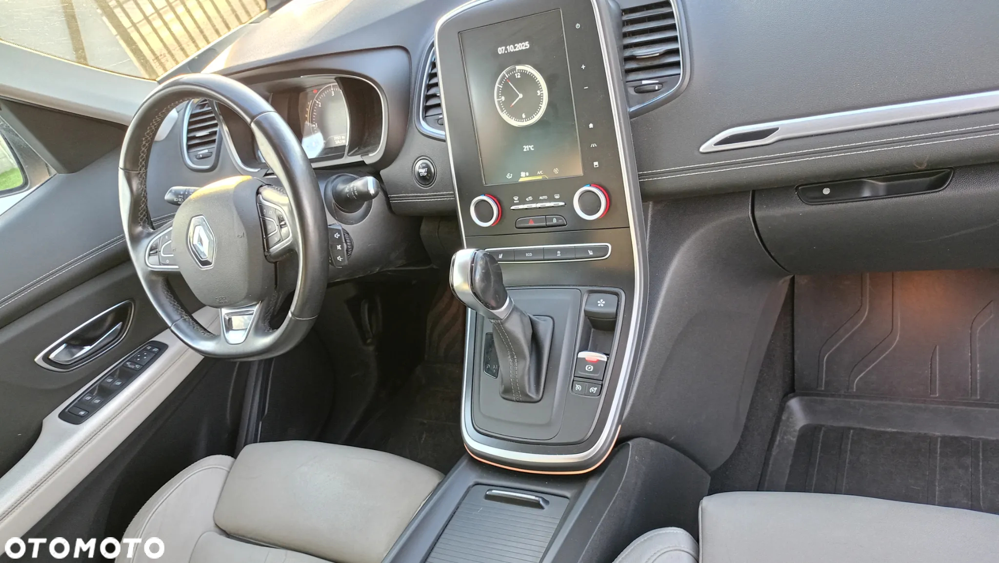 Renault Scenic 1.5 dCi Intens EDC - 12